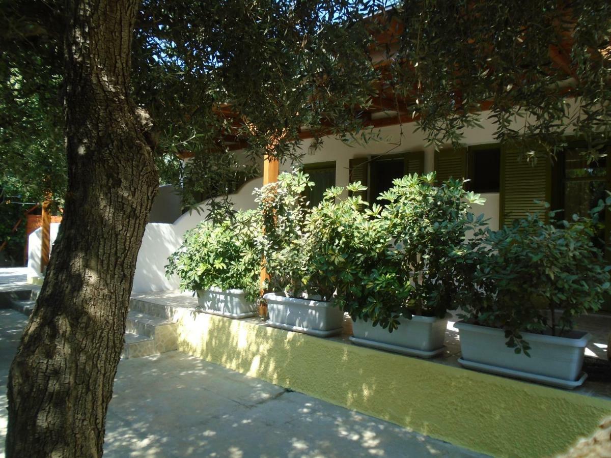 Leros Eleonas
